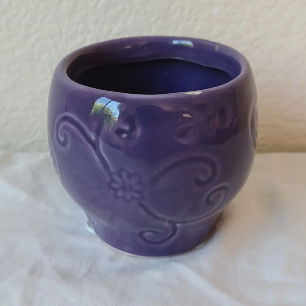 3/$25 SALE Mexican Sugar Skull Día de Muertos Mini Ceramic Planter, Purple
